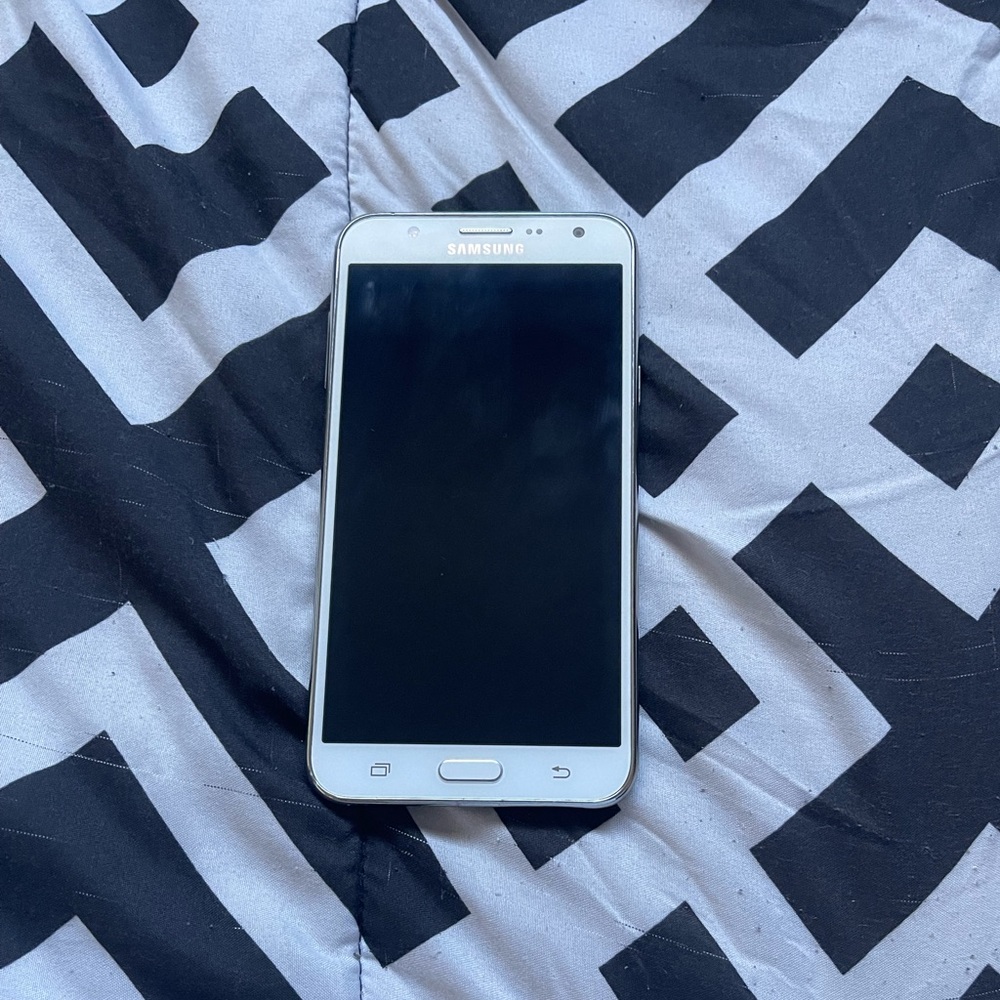Samsung galaxy j7